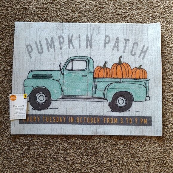 Perfect Harvest Doormat 18" x 24" Pumpkin Patch Truck Thanksgiving Autumn Fall - Picture 2 of 5
